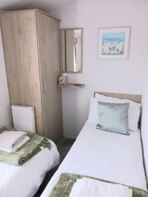 Sea Breeze, Modern, Cosy Holiday Home Haverigg Exteriér fotografie